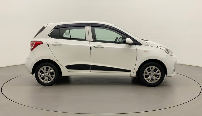 2018 Hyundai Grand i10 MAGNA 1.2 KAPPA VTVT, Petrol, Manual, 42,525 km, Right Side View