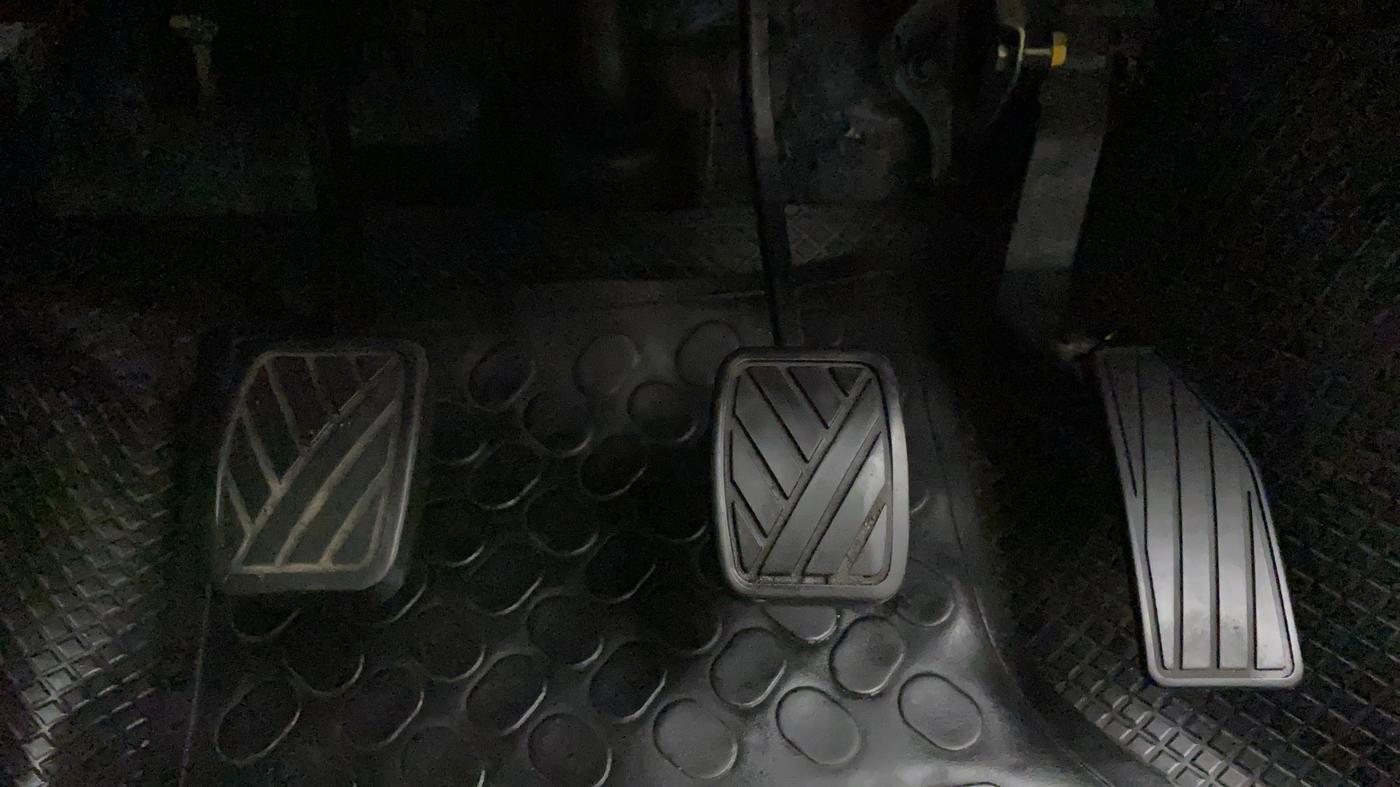 2014 Maruti Celerio VXI, Petrol, Manual, 67,927 km, Pedals