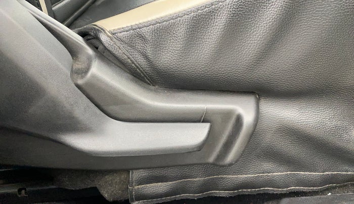 2019 Maruti Baleno DELTA PETROL 1.2, Petrol, Manual, 68,343 km, Driver Side Adjustment Panel