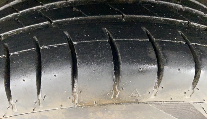 2019 Maruti Baleno DELTA PETROL 1.2, Petrol, Manual, 68,343 km, Right Rear Tyre Tread