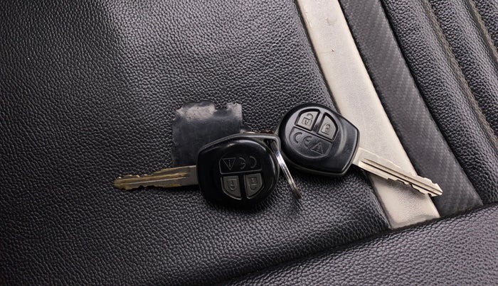 2019 Maruti Baleno DELTA PETROL 1.2, Petrol, Manual, 68,343 km, Key Close Up