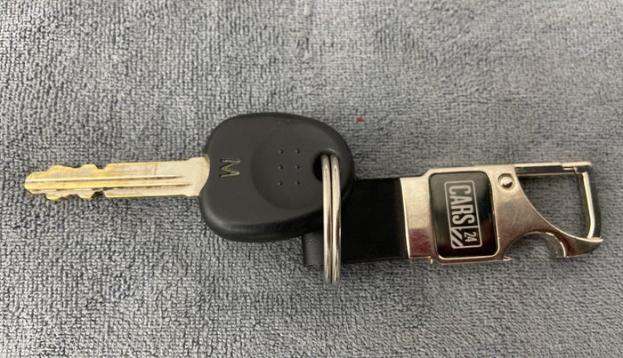 2019 Hyundai NEW SANTRO MAGNA, Petrol, Manual, 25,994 km, Key Close Up