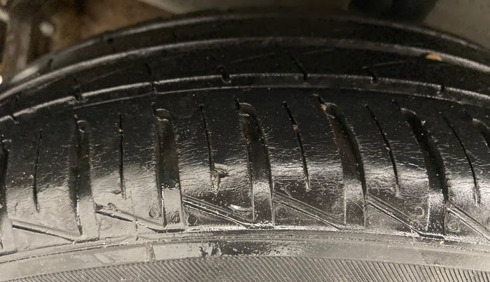 2019 Hyundai NEW SANTRO MAGNA, Petrol, Manual, 25,994 km, Right Rear Tyre Tread