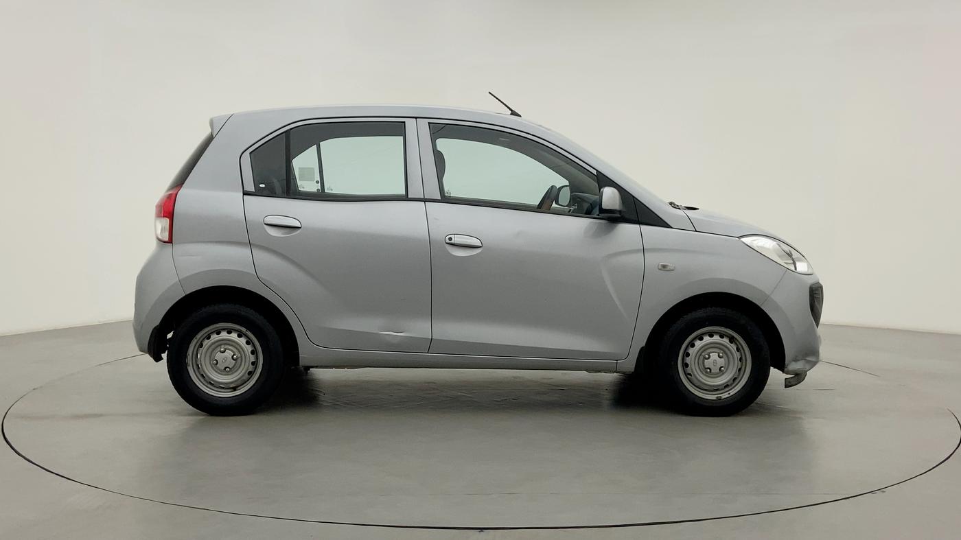 2019 Hyundai NEW SANTRO MAGNA, Petrol, Manual, 25,994 km, Right Side View