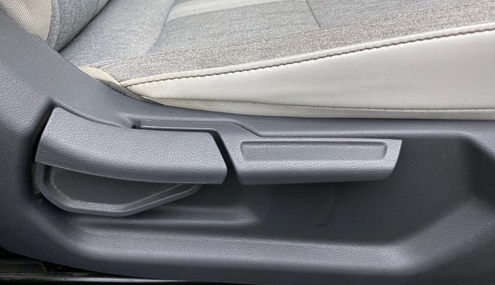 2020 Hyundai GRAND I10 NIOS SPORTZ PETROL, Petrol, Manual, 53,864 km, Driver Side Adjustment Panel