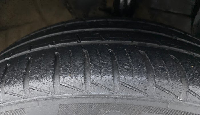 2020 Hyundai GRAND I10 NIOS SPORTZ PETROL, Petrol, Manual, 53,864 km, Right Front Tyre Tread