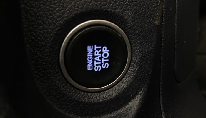 2024 Hyundai ALCAZAR Signature 7 STR 1.5 Turbo GDi Petrol DCT, Petrol, Automatic, 7,165 km, Keyless Start/ Stop Button