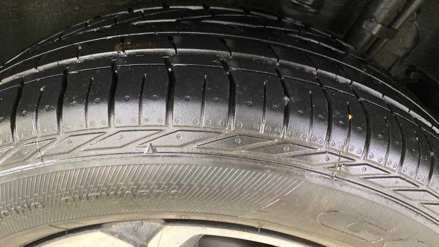 2022 Tata NEXON XZA PLUS PETROL, Petrol, Automatic, 23,976 km, Left Rear Tyre Tread