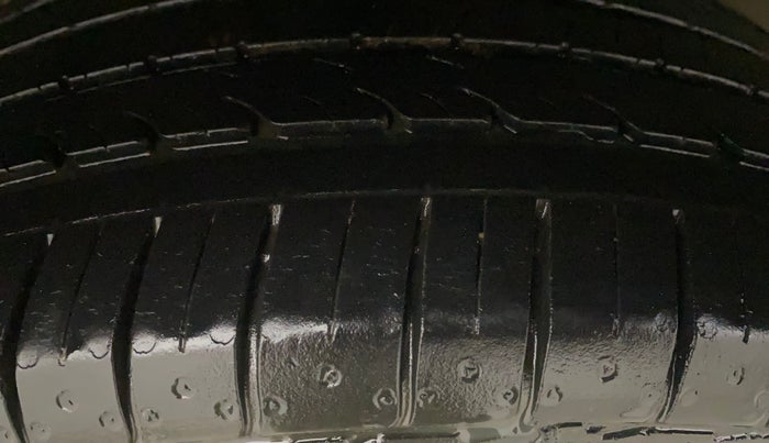 2017 Hyundai Elite i20 SPORTZ 1.2, Petrol, Manual, 86,738 km, Right Rear Tyre Tread