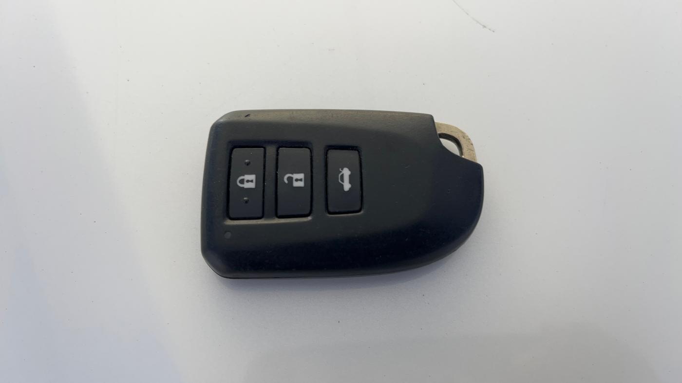 2018 Toyota YARIS G CVT, Petrol, Automatic, 88,486 km, Key Close Up