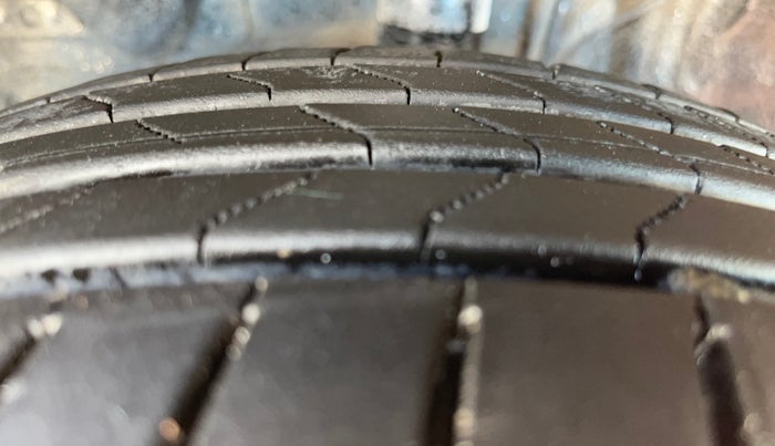 2018 Toyota YARIS G CVT, Petrol, Automatic, 88,486 km, Left Front Tyre Tread