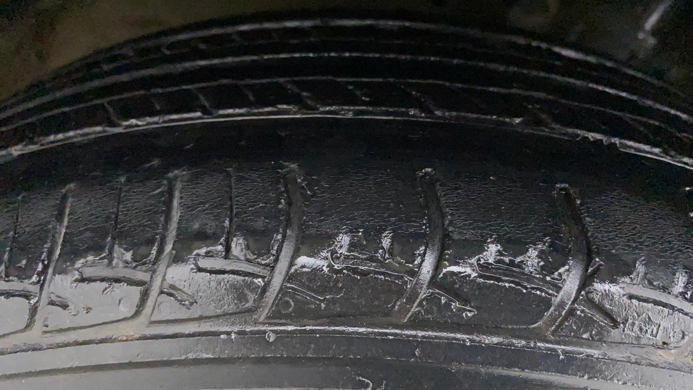 2017 Maruti Ertiga VXI CNG, CNG, Manual, 78,603 km, Right Rear Tyre Tread