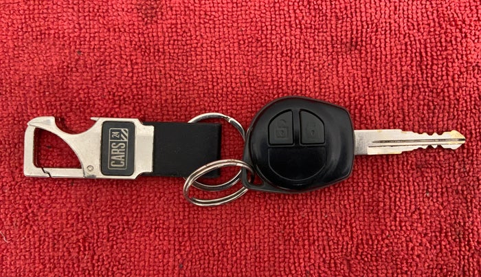 2017 Maruti Ertiga VXI CNG, CNG, Manual, 78,603 km, Key Close Up