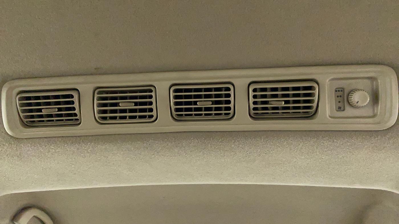 2017 Maruti Ertiga VXI CNG, CNG, Manual, 78,603 km, Rear AC Vents
