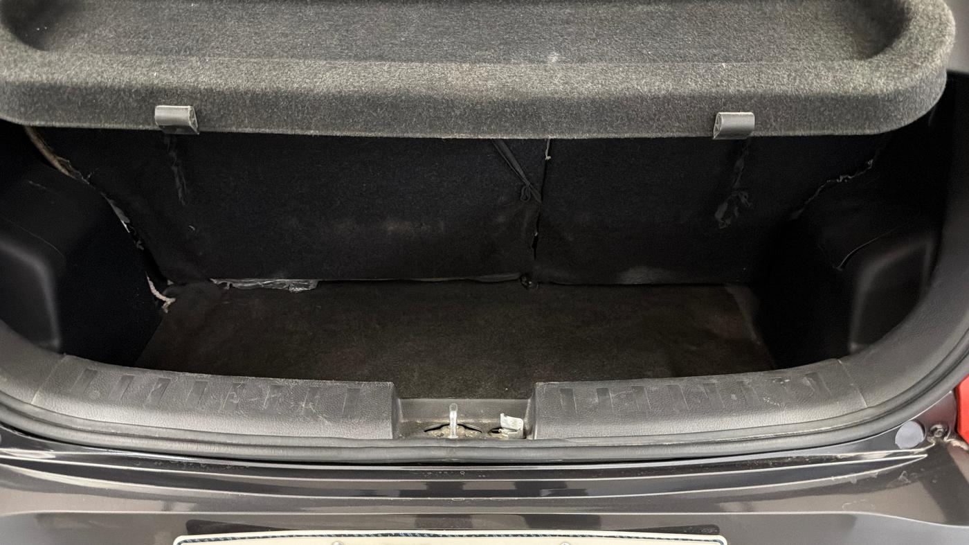 2015 Maruti Swift VXI, Petrol, Manual, 13,384 km, Boot Inside