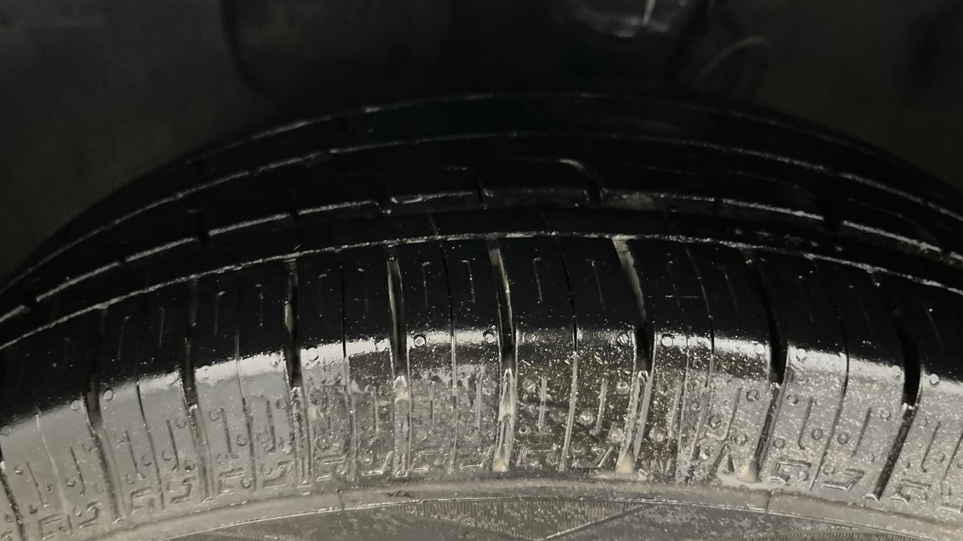 2018 Hyundai Elite i20 ASTA 1.2, Petrol, Manual, 27,530 km, Left Front Tyre Tread