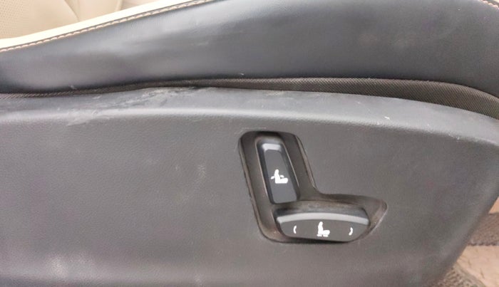 2021 MG HECTOR SHARP 1.5 PETROL CVT, Petrol, Automatic, 65,599 km, Driver Side Adjustment Panel