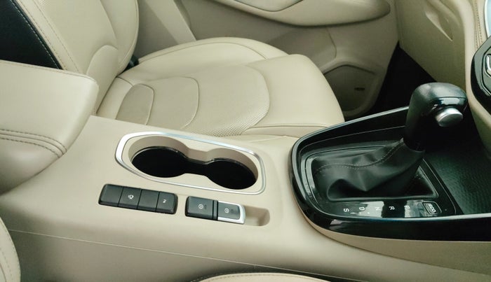 2021 MG HECTOR SHARP 1.5 PETROL CVT, Petrol, Automatic, 65,599 km, Gear Lever