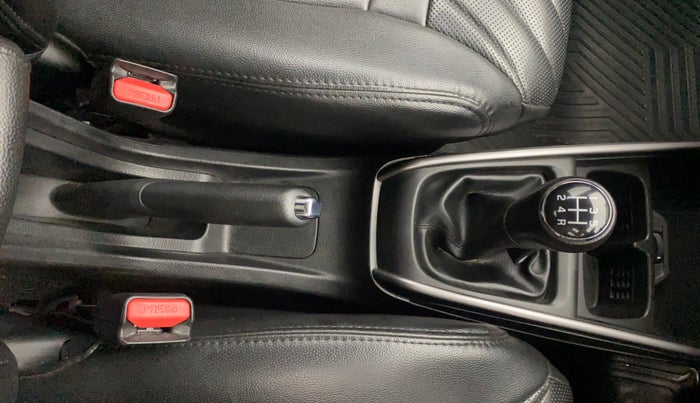 2020 Maruti XL6 ZETA MT, Petrol, Manual, 33,324 km, Gear Lever