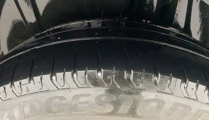 2020 Maruti XL6 ZETA MT, Petrol, Manual, 33,324 km, Left Rear Tyre Tread