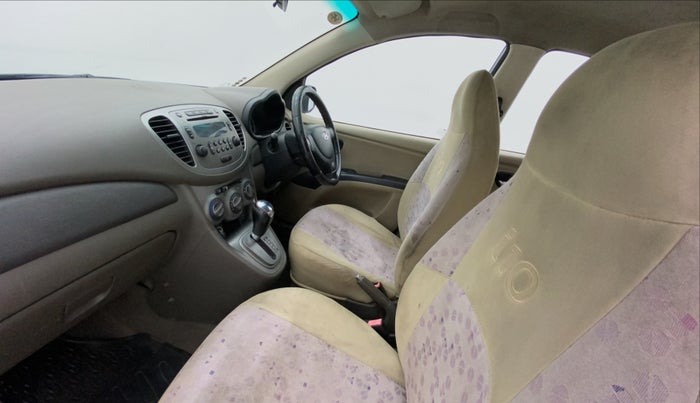 2011 Hyundai i10 SPORTZ 1.2 AT, Petrol, Automatic, 69,532 km, Right Side Front Door Cabin