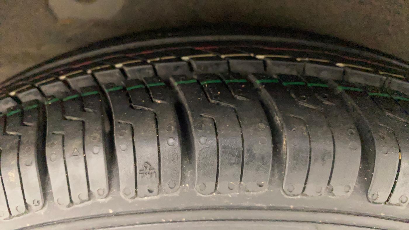 2011 Hyundai i10 SPORTZ 1.2 AT, Petrol, Automatic, 69,532 km, Right Rear Tyre Tread