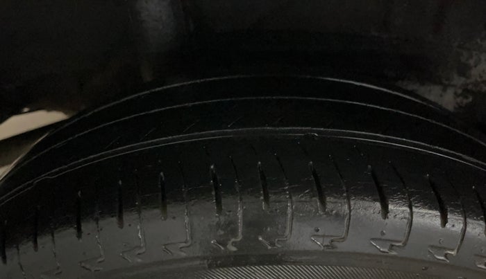 2018 Honda Amaze 1.2L I-VTEC E, Petrol, Manual, 25,117 km, Right Rear Tyre Tread