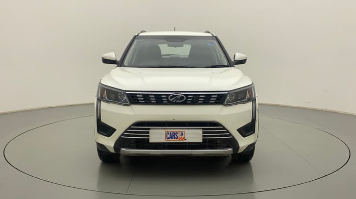 2022 Mahindra XUV300 W8 1.2 PETROL, Petrol, Manual, 21,601 km, Front