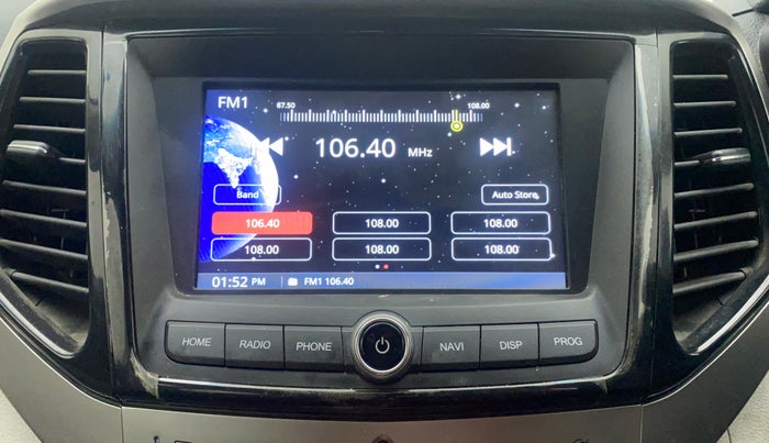 2022 Mahindra XUV300 W8 1.2 PETROL, Petrol, Manual, 21,601 km, Infotainment System