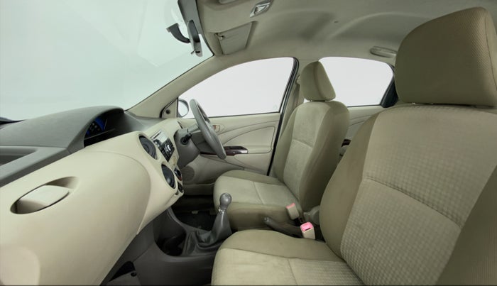 2014 Toyota Etios G, Petrol, Manual, 38,687 km, Right Side Front Door Cabin