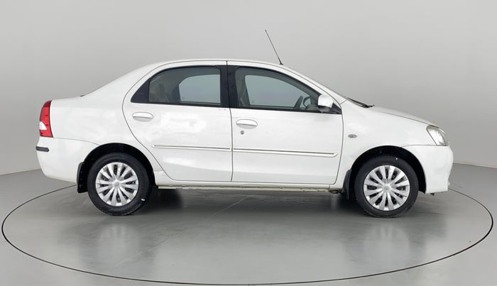 2014 Toyota Etios G, Petrol, Manual, 38,687 km, Right Side View