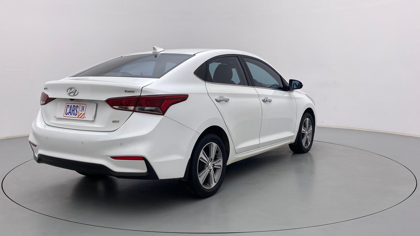 2019 Hyundai Verna 1.6 CRDI SX + AT, Diesel, Automatic, 47,738 km, Right Back Diagonal