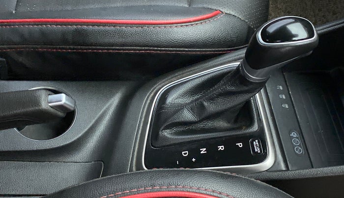 2019 Hyundai Verna 1.6 CRDI SX + AT, Diesel, Automatic, 47,738 km, Gear Lever