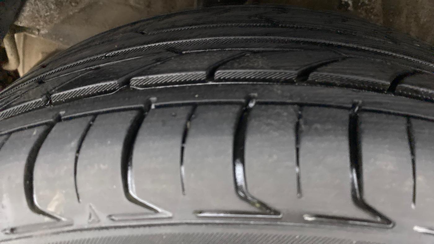 2019 Hyundai Verna 1.6 CRDI SX + AT, Diesel, Automatic, 47,738 km, Right Rear Tyre Tread
