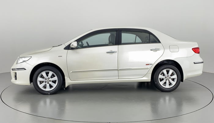 2013 Toyota Corolla Altis G, Petrol, Manual, 24,213 km, Left Side