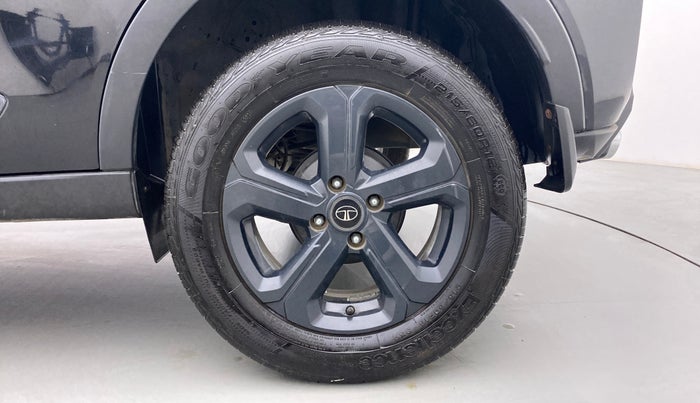 2021 Tata NEXON XZA PLUS (O) DIESEL DARK EDITION, Diesel, Automatic, 31,361 km, Left Rear Wheel