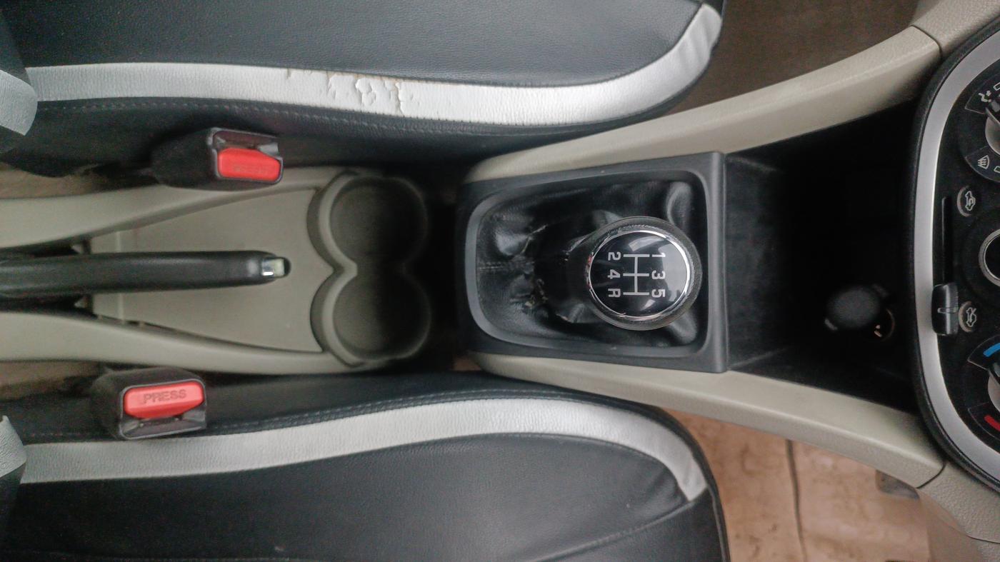 2014 Maruti Celerio ZXI, Petrol, Manual, 96,716 km, Gear Lever
