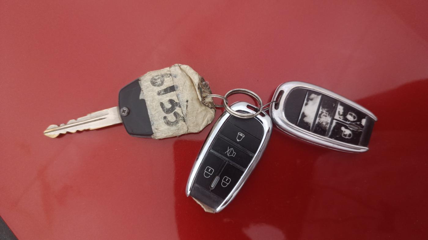 2014 Maruti Celerio ZXI, Petrol, Manual, 96,716 km, Key Close Up