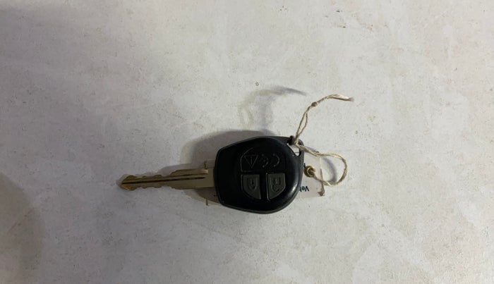 2023 Maruti Baleno DELTA CNG 1.2L, CNG, Manual, 80,032 km, Key Close Up