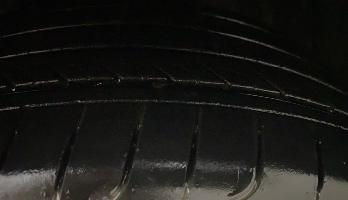 2020 KIA SELTOS GTX PLUS DCT 1.4 PETROL, Petrol, Automatic, 90,565 km, Left Front Tyre Tread