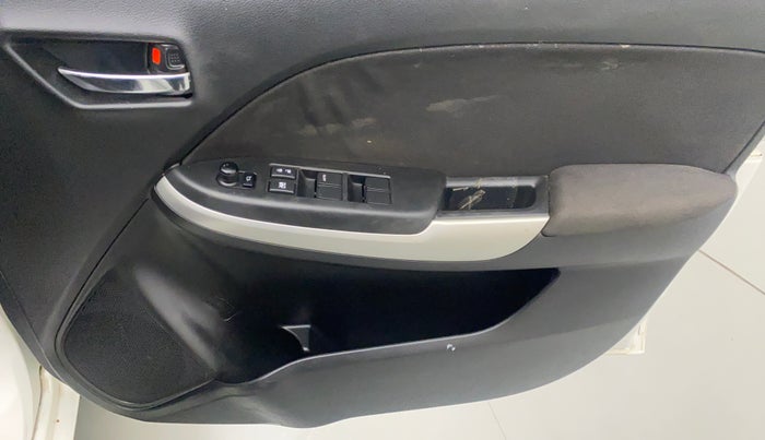 2017 Maruti Baleno DELTA PETROL 1.2, Petrol, Manual, 30,379 km, Driver Side Door Panels Control