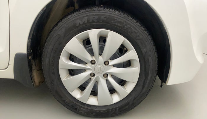 2017 Maruti Baleno DELTA PETROL 1.2, Petrol, Manual, 30,379 km, Right Front Wheel
