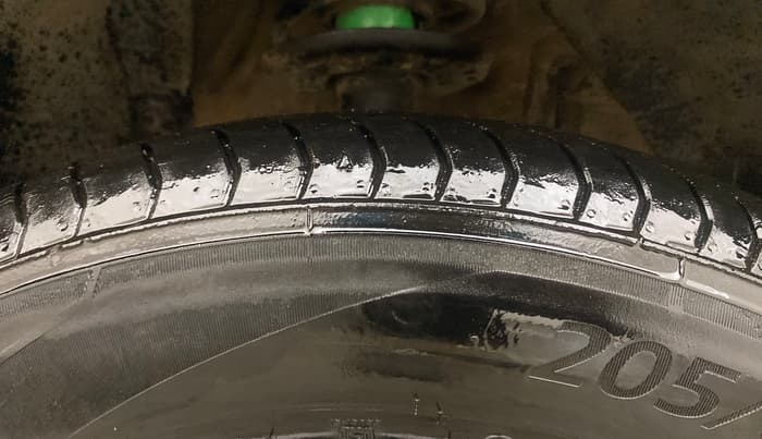 2022 Maruti Vitara Brezza VXI, Petrol, Manual, 35,442 km, Right Front Tyre Tread