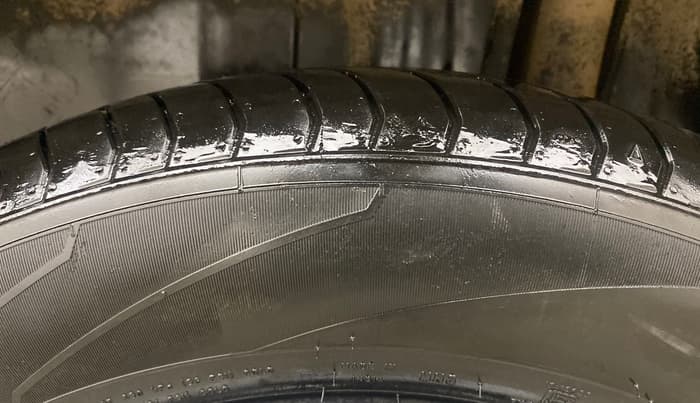2022 Maruti Vitara Brezza VXI, Petrol, Manual, 35,442 km, Left Rear Tyre Tread
