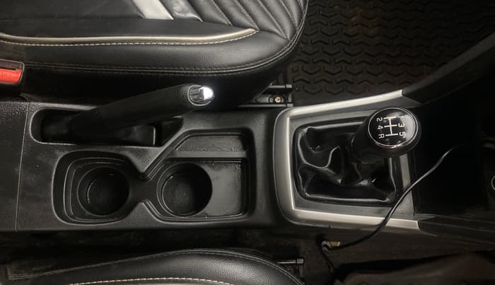2022 Maruti Vitara Brezza VXI, Petrol, Manual, 35,442 km, Gear Lever