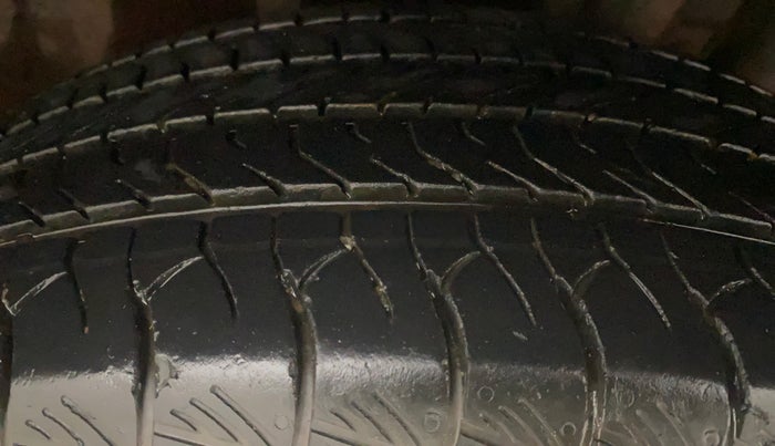 2023 Maruti Grand Vitara ZETA SMART HYBRID, Petrol, Manual, 47,376 km, Left Rear Tyre Tread