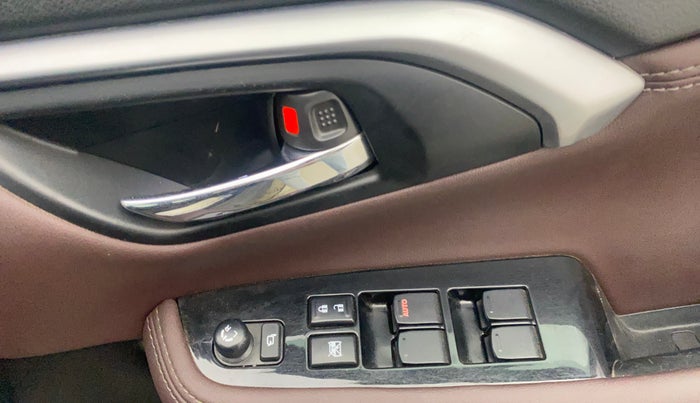 2023 Maruti Grand Vitara ZETA SMART HYBRID, Petrol, Manual, 47,376 km, Driver Side Door Panels Control