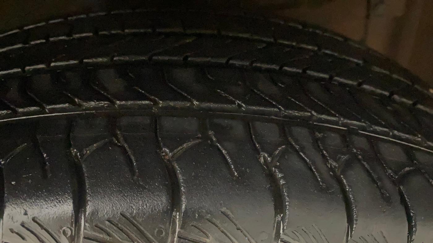 2023 Maruti Grand Vitara ZETA SMART HYBRID, Petrol, Manual, 47,376 km, Right Front Tyre Tread