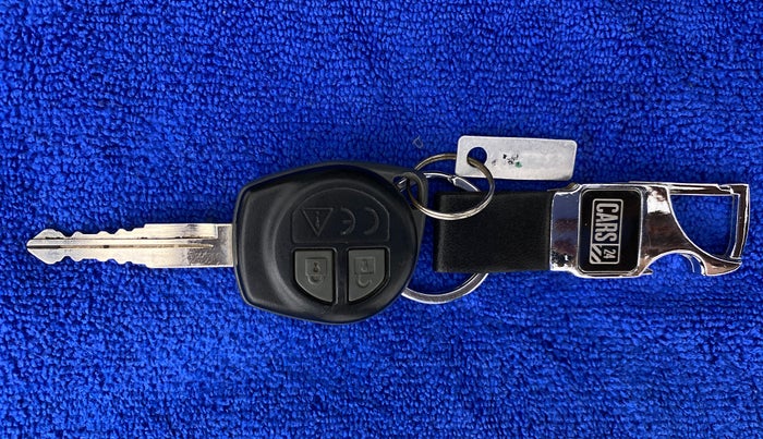 2021 Maruti Swift VXI, Petrol, Manual, 31,751 km, Key Close Up
