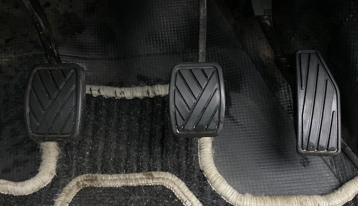 2021 Maruti Swift VXI, Petrol, Manual, 31,751 km, Pedals